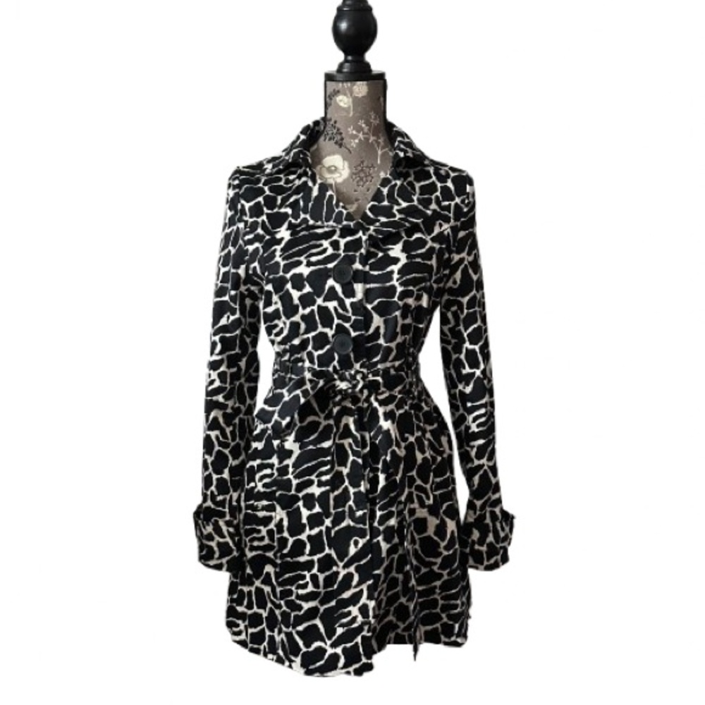 NWT Luii Women's Sm. Black & White Monochrome Animal Print Lined Trench Jacket